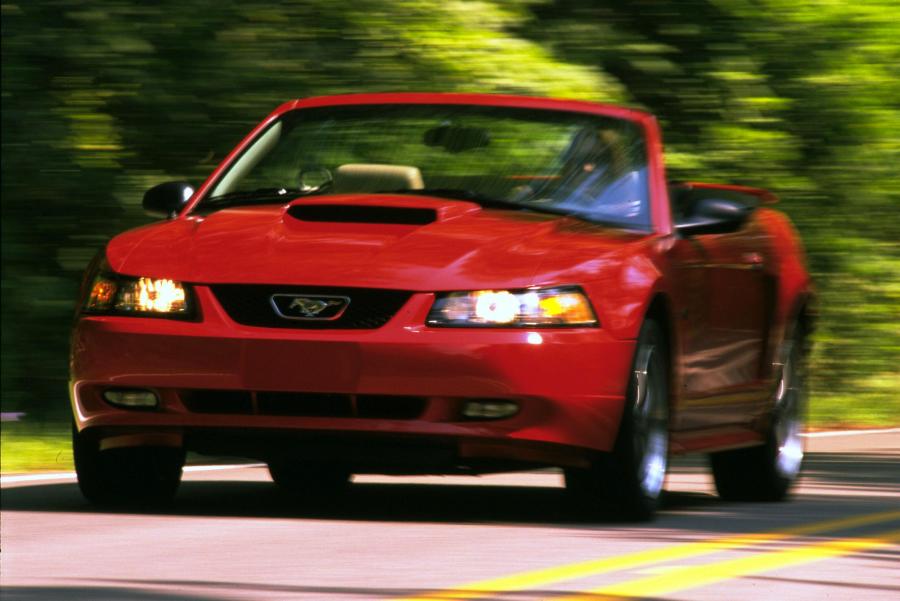 Ford Mustang GT Convertible 1999 года  (фото 59 из 74)